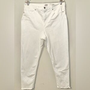 Sofia by Sofia Vergara White Jeans